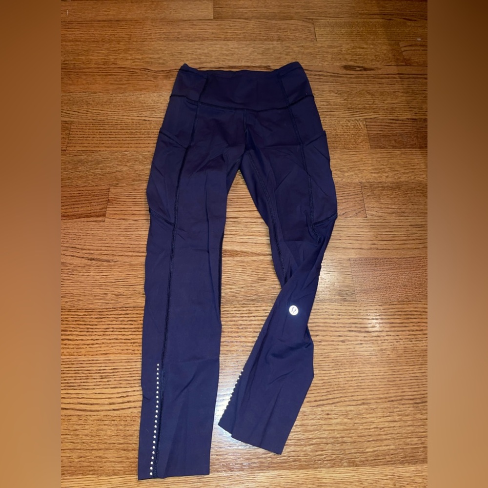 Navy lulu lemon leggings
